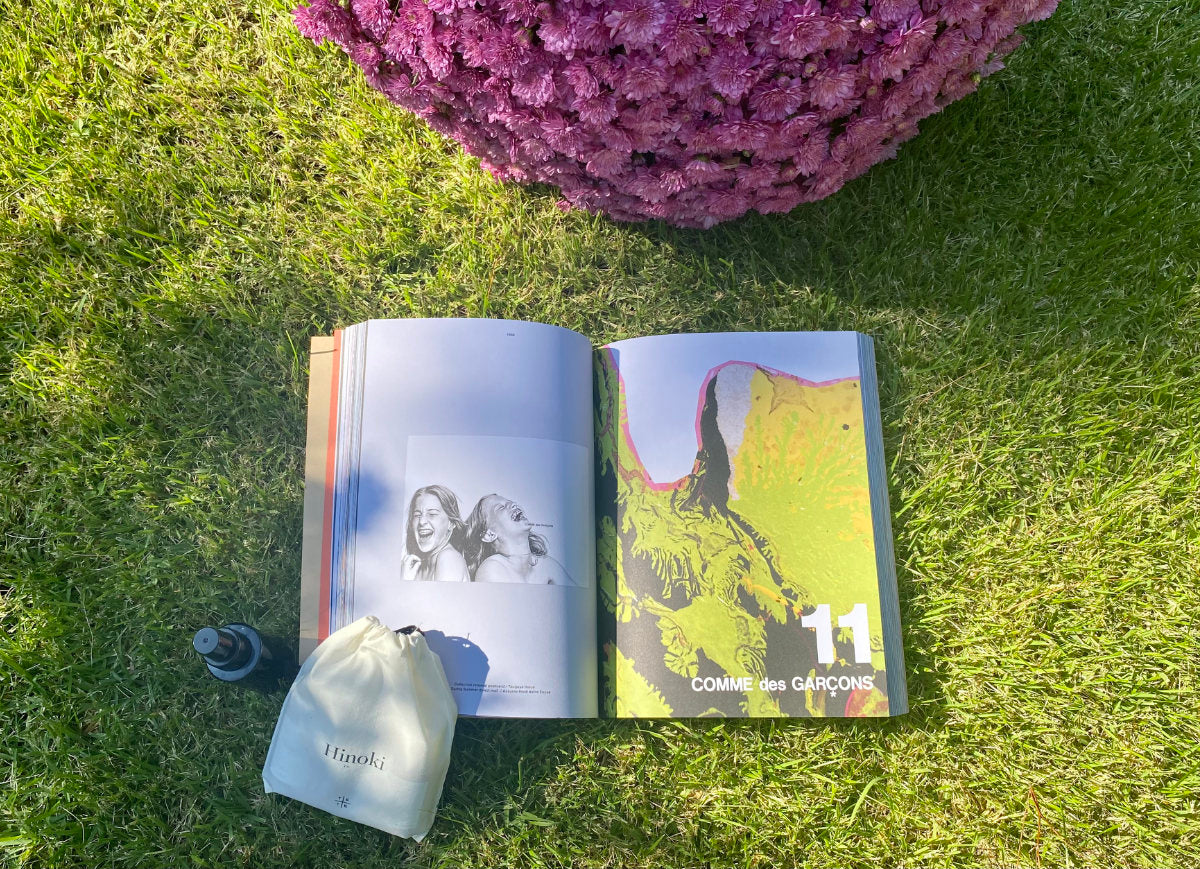 te plus te Comme des Garcon Index Direct Mails Selected pieces printed matter produced by COMME des Garcons over a period of 40 years. Examples of beautiful graphics created by Art director Marc Atlan.