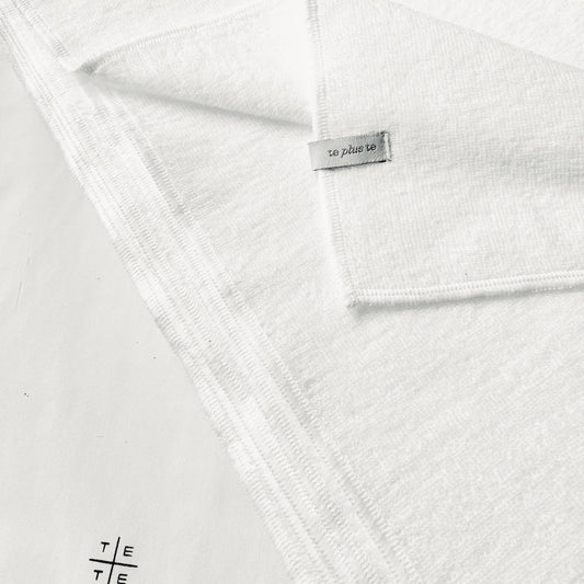 Japanese Super towel Stretch close up