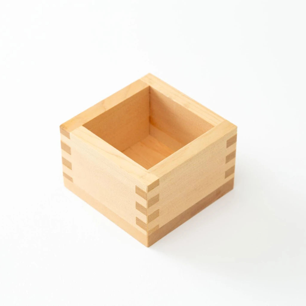Hinoki Wooden container on a white background-TE PLUS TE