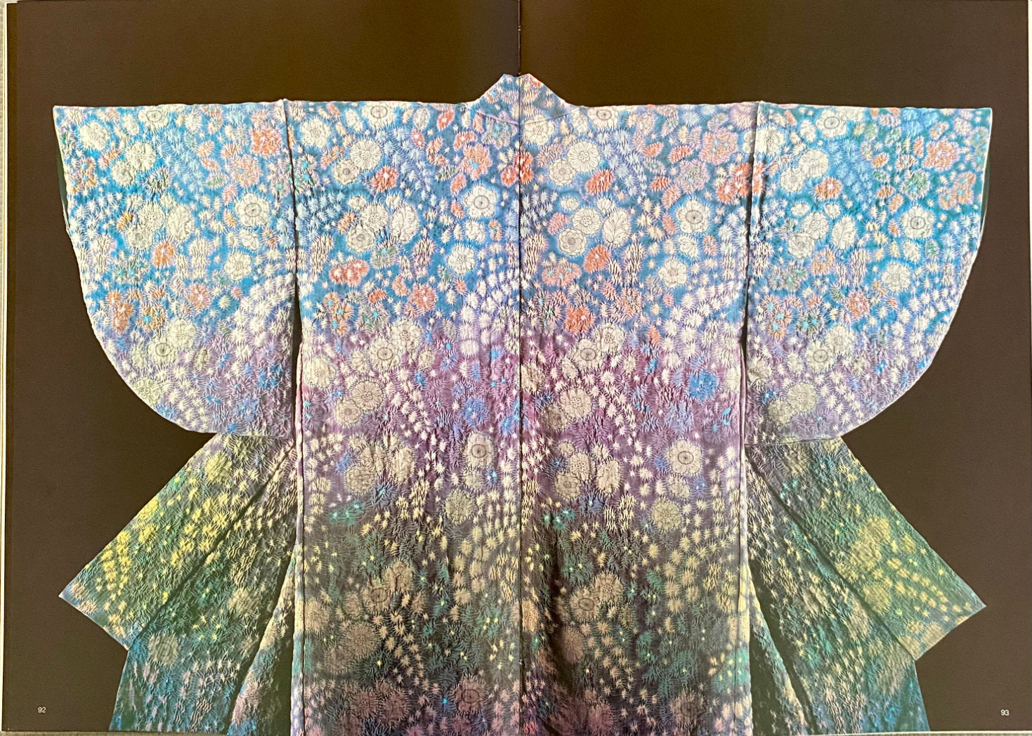 tepluste-ItcthikuKubota Tsujigabana Book-Opulence inside