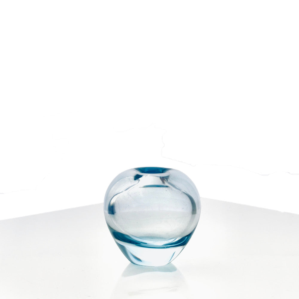 tepluste_Iconic Objects_Per Lutken Vase Holmegaard Mid Century Glass Vase