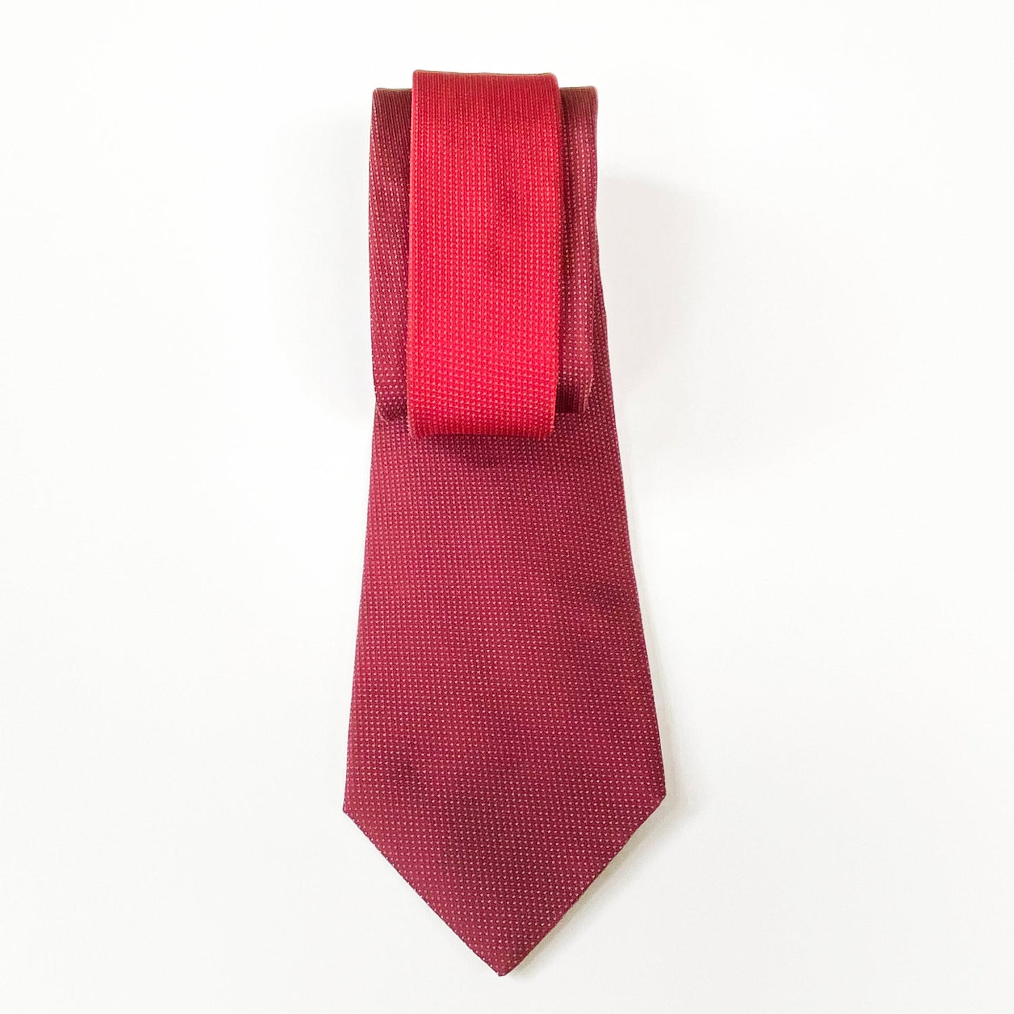 te pluste_Iconic Objects_Valentino tie vintage great condition