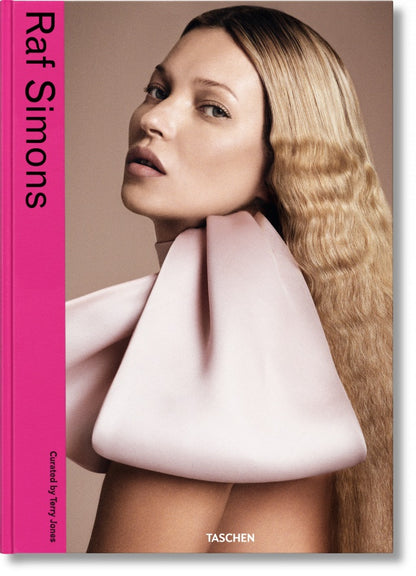 Raf Simons Book is a document of his passion as a fashion designer. Wonderful images from his time at Jil Sander, Dior and his own collections. Collectors dream. te plus te