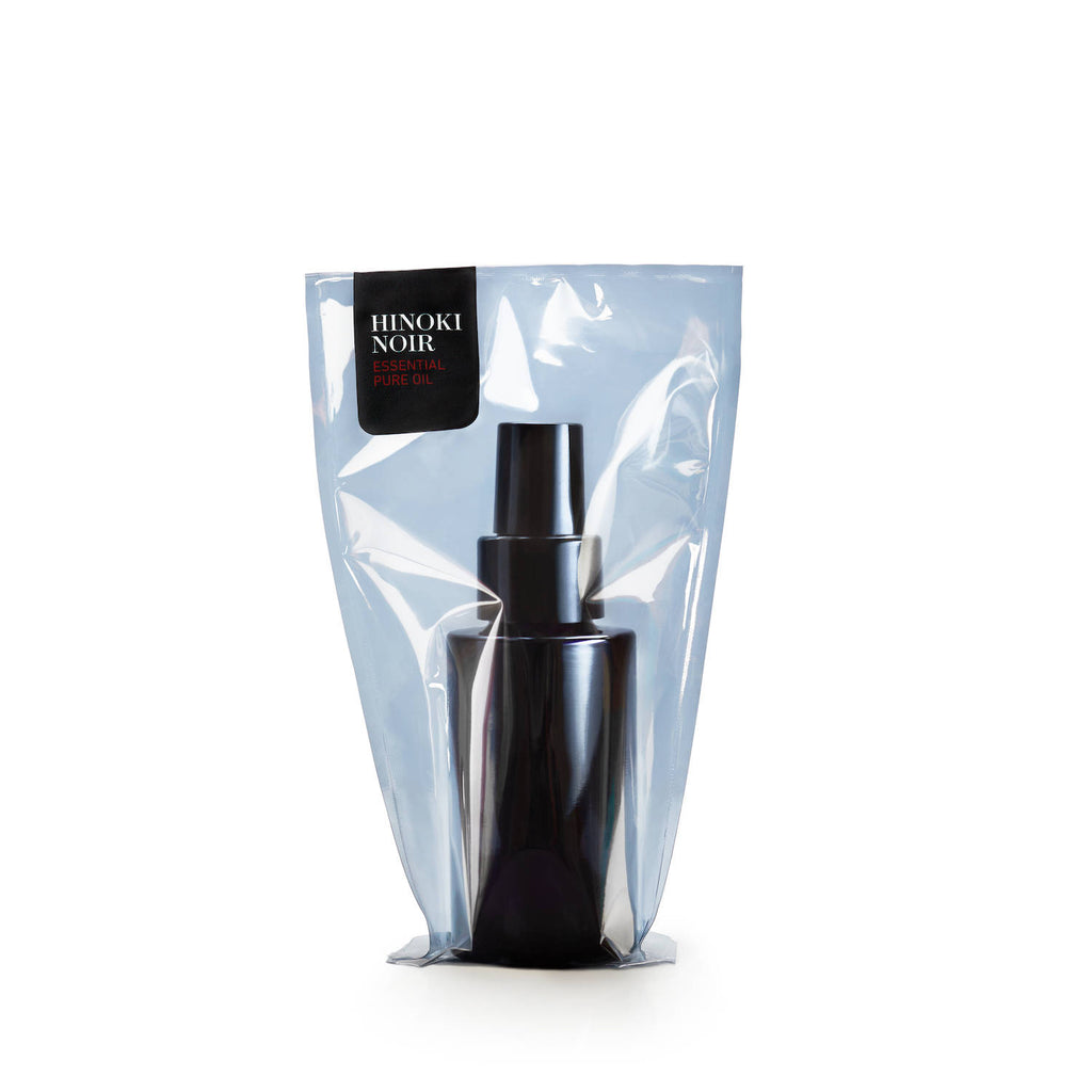te plus te_Hinoki Noir Red Essential Pure Oil, this unique formula highlights the harmony between Tsubaki oil and Hinoki essential oil to unlock the coveted beauty elixir used in Japan.