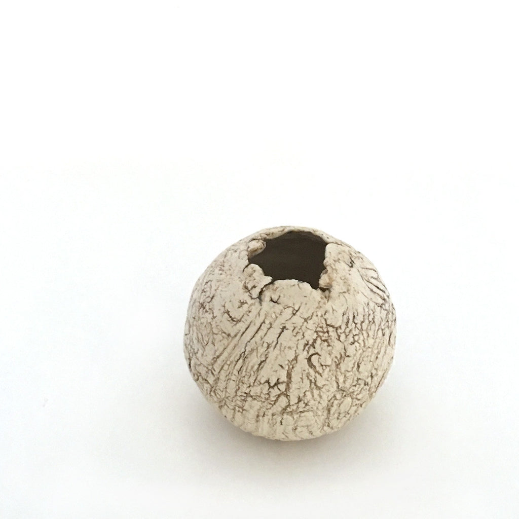 Porcelain Maru #53  white small vase