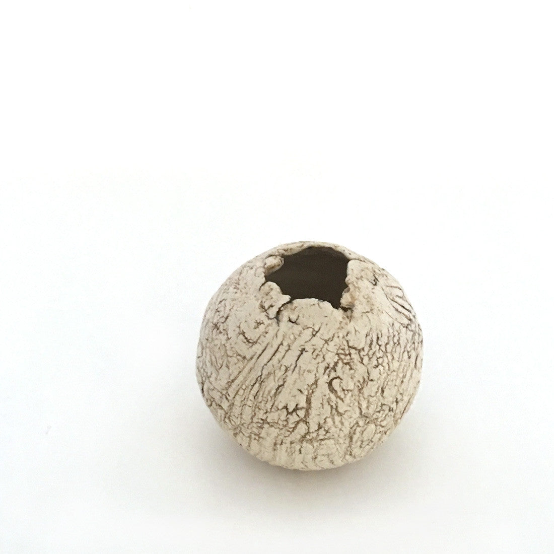 Porcelain Maru #53  white small vase