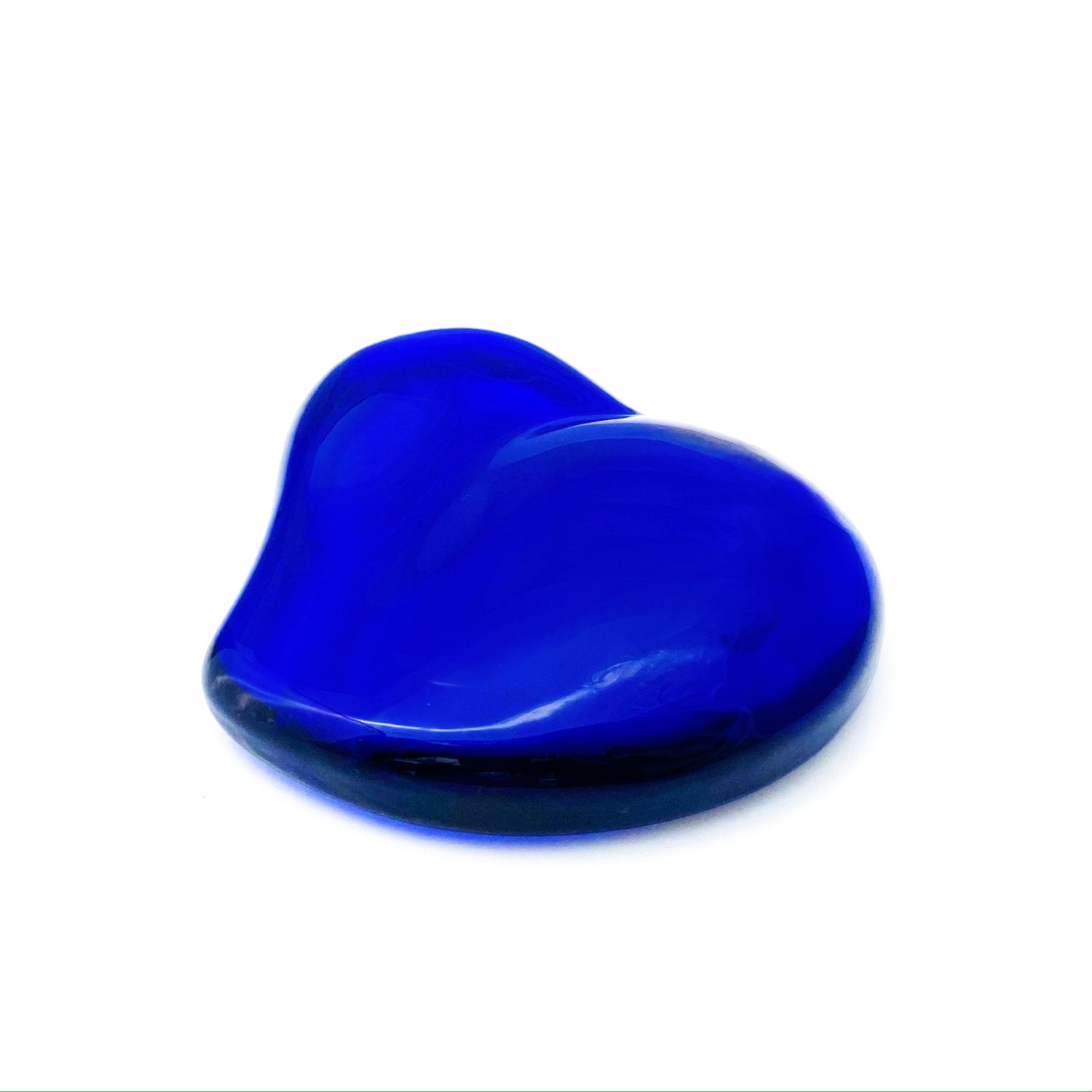 Rare crystal heart designed by Elsa Peretti as part of her collection for Tiffany in the 1970's. Signed underneath. Te Plus Te Archive.